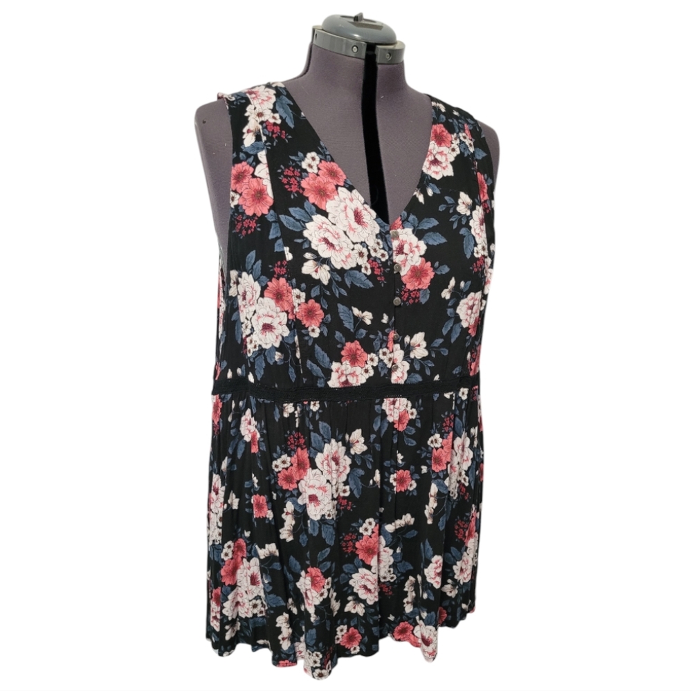 Torrid High Waisted Baby Doll style‎ top, floral sleevless